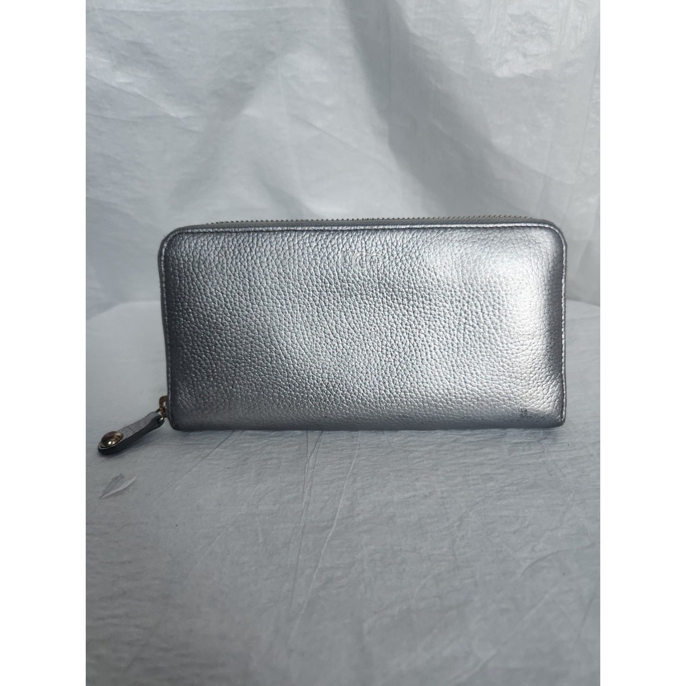 Ugg Australia Silver soft Leather Zip around Wallet Clutch Cards Coins Cash